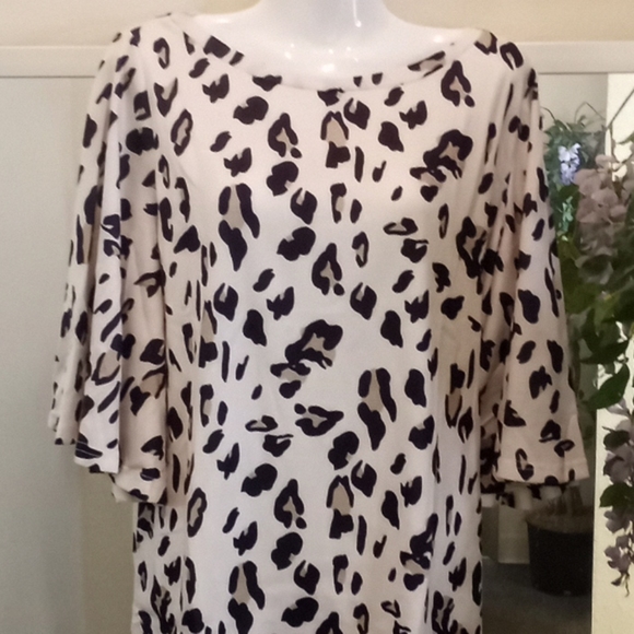 Tickled Teal Animal Print Knit Top - Picture 4 of 13